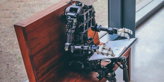 Intelligenza artificiale ed educazione, tema dei nuovi decreti italiani