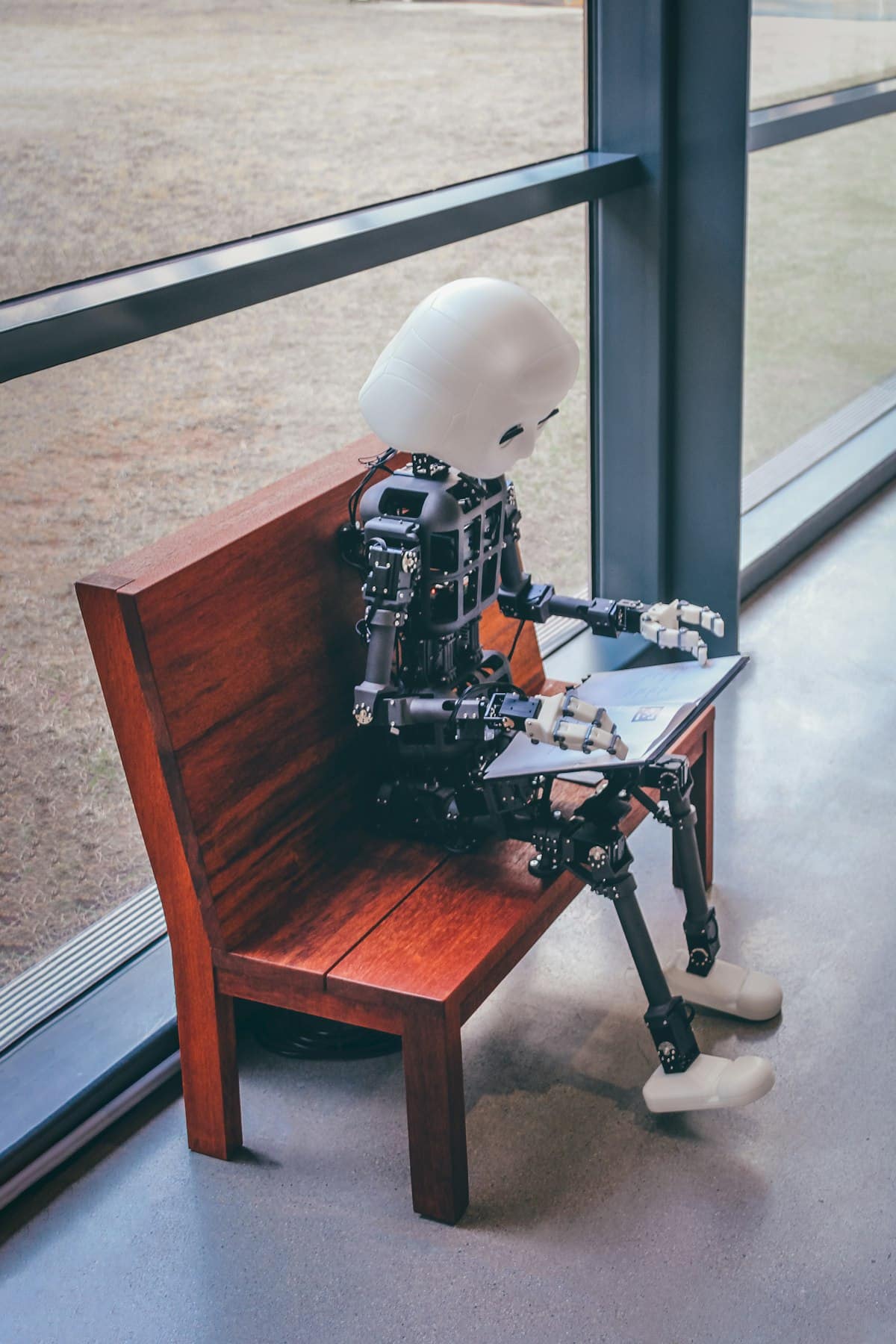 Intelligenza artificiale ed educazione, tema dei nuovi decreti italiani