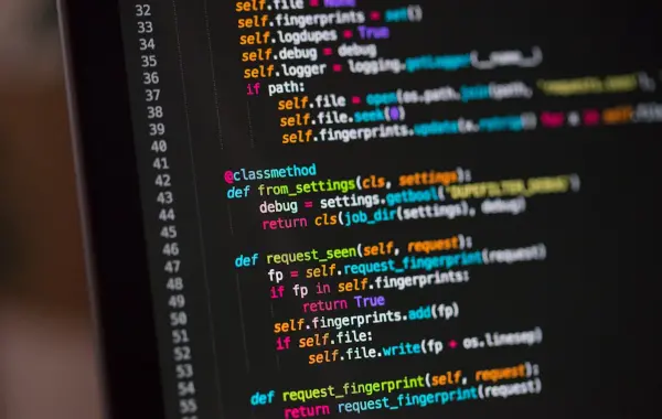Codice di programmazione Python su schermo, librerie per l intelligenza artificiale