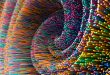 Arte generativa colorata che rappresenta la creazione di immagini con AI