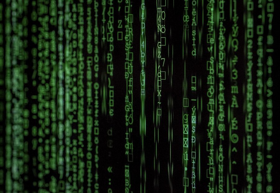 Codice informatico su schermo, immagine concettuale sulla sicurezza degli agenti AI e sulla Open Secure AI Alliance