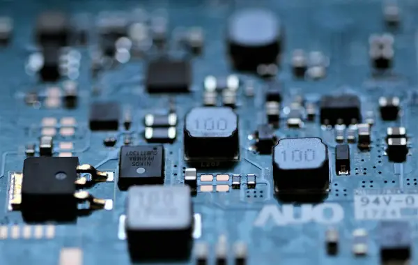 Immagine a tema intelligenza artificiale e tecnologia