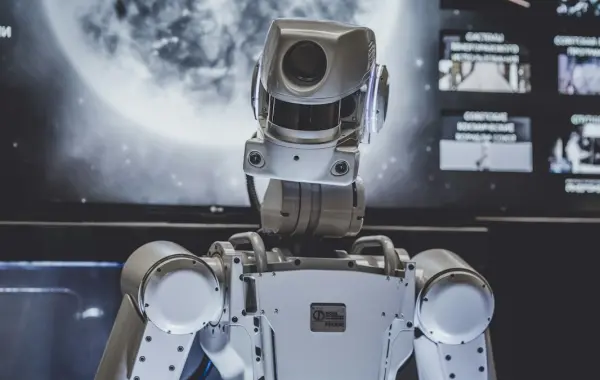 Immagine a tema intelligenza artificiale e tecnologia