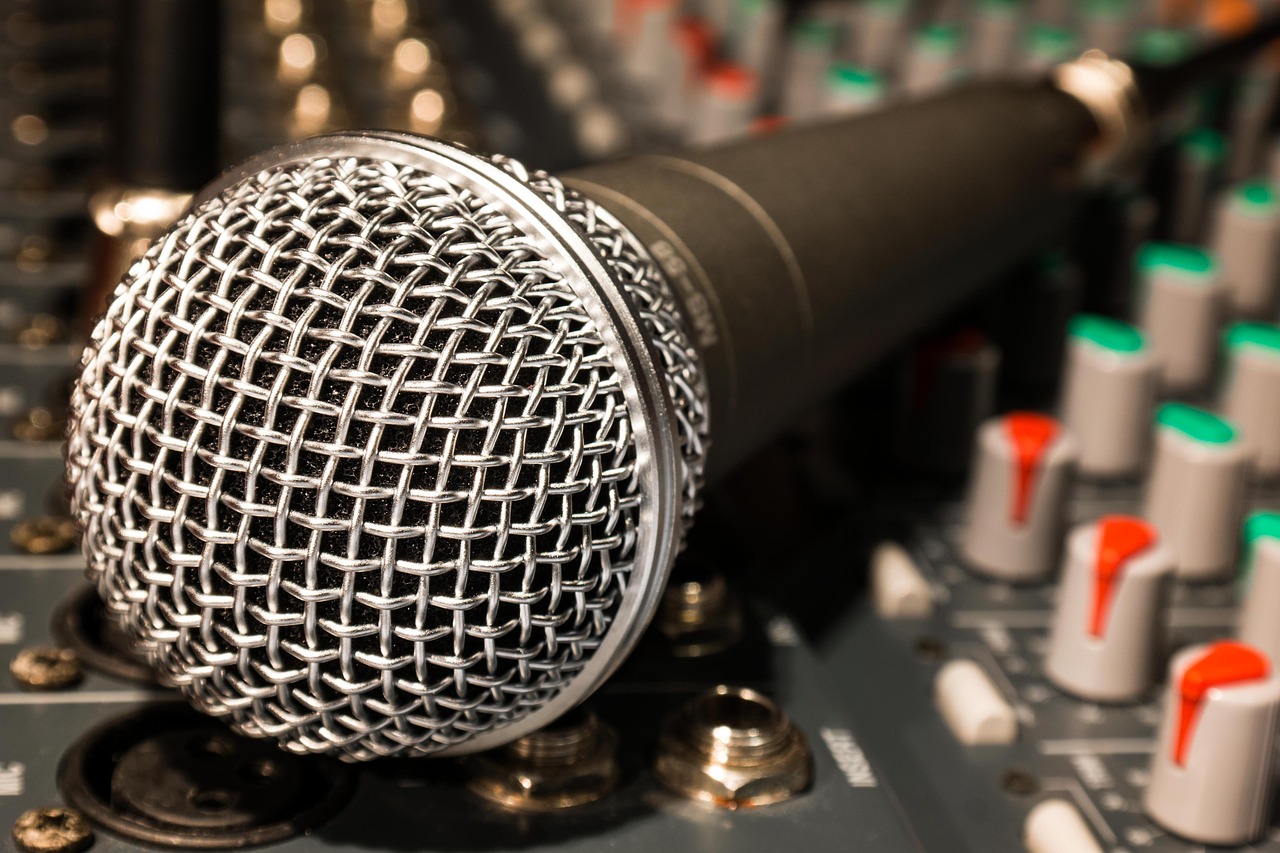Microfono da studio di registrazione, simbolo della sintesi vocale di Gemini 3.8 Flash TTS