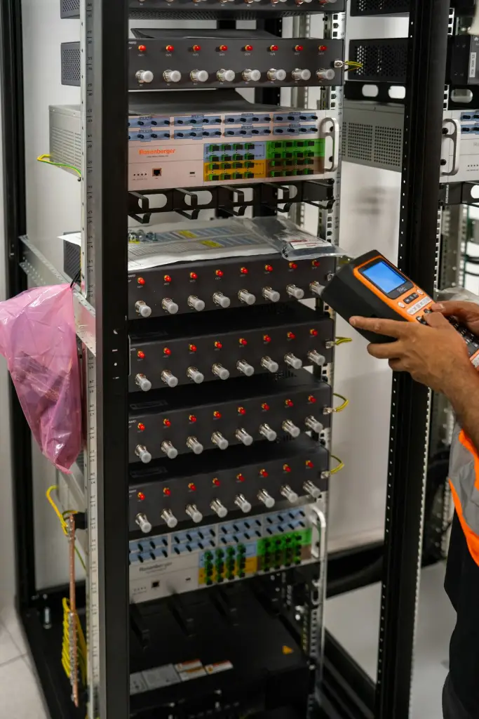Server in un data center per l'inferenza di modelli AI