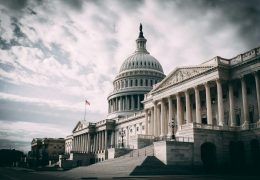 Edificio del Campidoglio a Washington, sede del dibattito politico sull'intelligenza artificiale